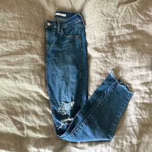 Levi jeans